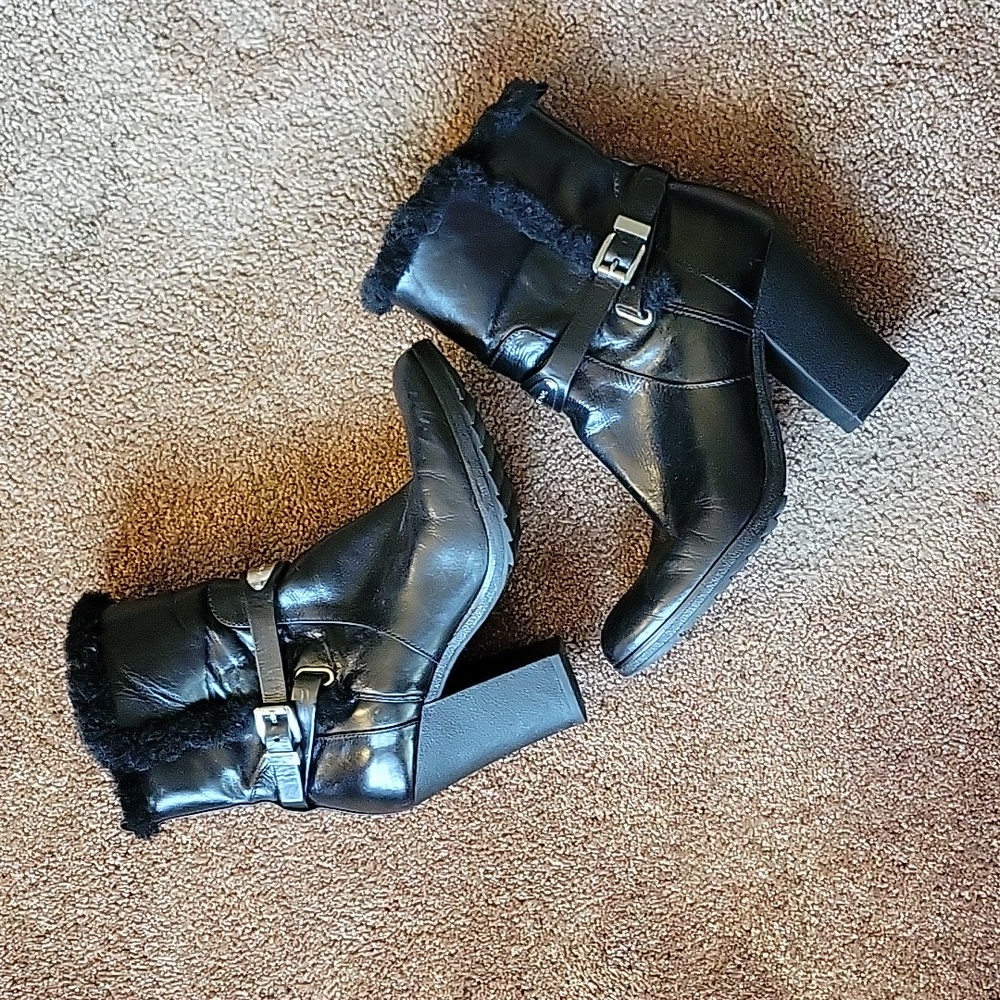 Michael Kors Women’s Heeled Boots Size 9 Fur Trim Buckle